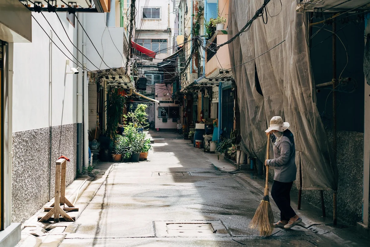 Scaling From Local to Global: Growth Strategies That Work